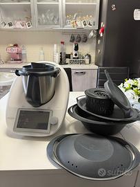 Bimby TM6 Completo di accessori e doppio Boccale