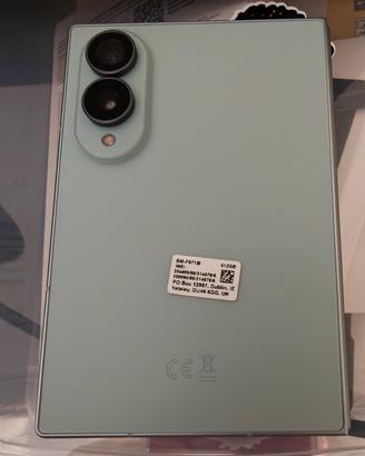 fold 8 512gb