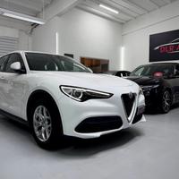 Alfa Romeo Stelvio 2.2 Turbodiesel 160 CV AT8 RWD 