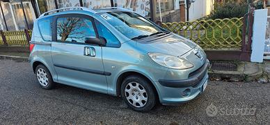 Peugeot 1007 con 93.000km