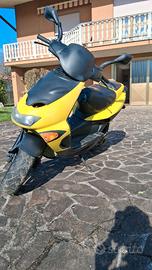 Scooter Aprilia SR 50 WWW