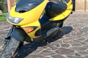 Scooter Aprilia SR 50 WWW