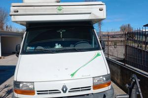 furgone renault maccarinelli 