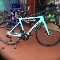 Bianchi SPRINT 105 di2 12 velocità tg 53