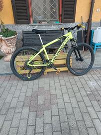 Rockrider st530