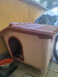 cuccia in resina per animali taglia media/piccola