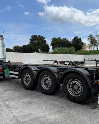 SEMIRIMORCHIO PORTA CONTAINER ALLUNGABILE LECITR.