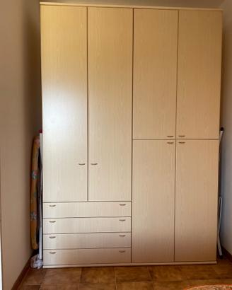Armadio Moderno 6 ante con 4 cassetti