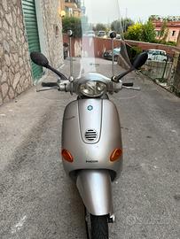 Piaggio Vespa ET4 125 - 1999