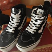 Vans .