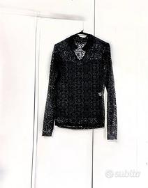 Delicata maglia camicia in pizzo nero.  - Tessuto