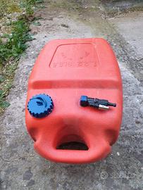 Serbatoio in plastica