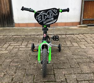 Bicicletta con rotelle