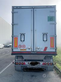 Rimorchio isotermico