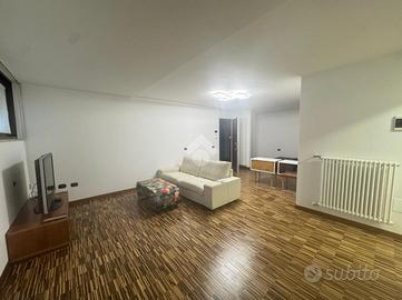 MONOLOCALE A BASIGLIO