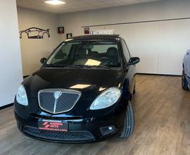 Lancia Ypsilon y Tetto panoramico
