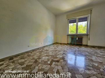 Appartamento di 95 m² con 5 locali e box auto a Vi
