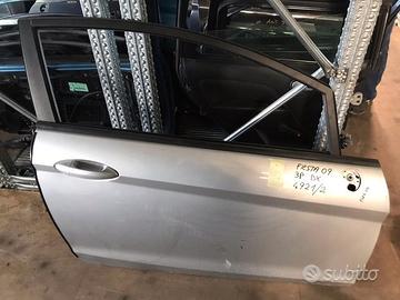 Porta anteriore destra fiesta 2009