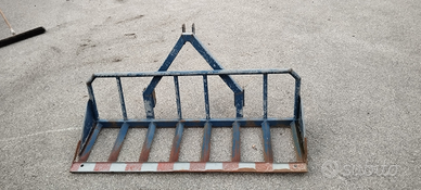 Forca ramaglie per trattore