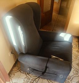 Poltrona elettrica in perfette condizioni 