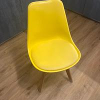 Sedia gialla