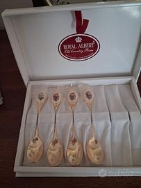 n 4 cucchiaini Royal Albert 