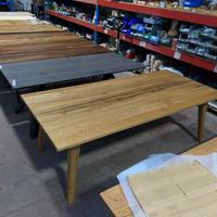 TAVOLI PER CUCINA E SALOTTO IN LEGNO MASSELLO