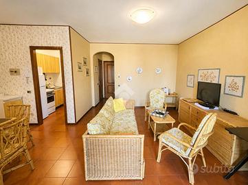2 LOCALI A COLICO