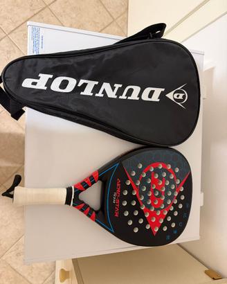 RACCHETTA DA PADEL CON SUA CUSTODIA