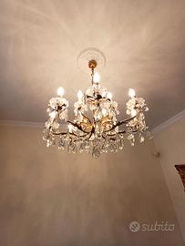 2 Lampadari a soffitto e 3 a parete