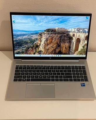 Hp 850 G8 NUOVO i7 11th 32GB RAM 512gb +OFFICE