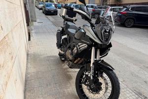 QJ MOTOR 600 SRT SX