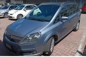 Opel Zafira B  1.9 cosmo