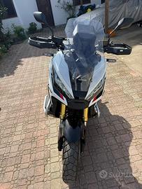 Honda x-adv 750