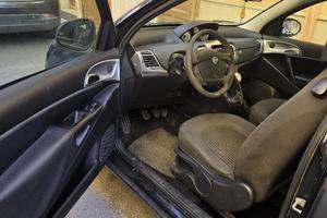 lancia y