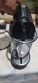 macchina caffè Nespresso pixie