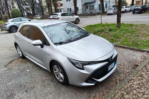 TOYOTA Corolla 1.8 Hybrid Active