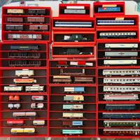 Lotto LIMA Convogli Carrozze e carri merci