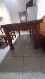 tavolo artigianale in legno
