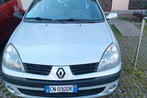 Clio 1.2 16V cat 3P Luxe Privilege 