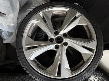 Gomme e Cerchi 235/35 R19 - AUDI