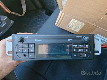 Autoradio e mascherina originale per Fiat Talento