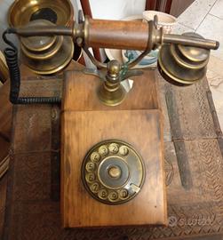 Telefono "old style"
