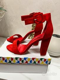 Scarpe aperte con tacco