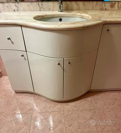 Mobile bagno in marmo