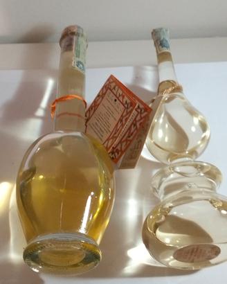 bottiglie da 200 cl di limoncello e grappa moscato