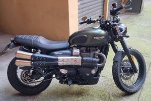 Triumph Scrambler 900 Matt Kakhi C/accessori