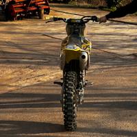 Suzuki 250 4t 2009