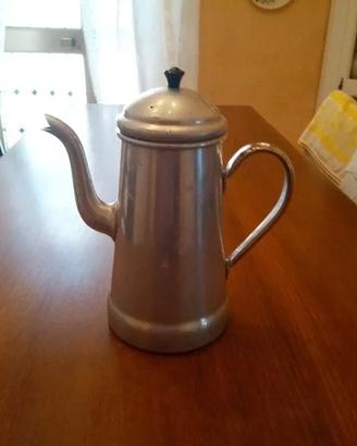 grande caffettiera in alluminio 1952
