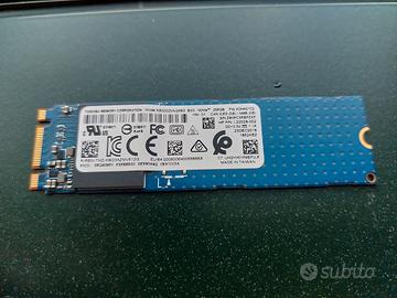 Memoria ssd nvme M.2 Toshiba 256gb